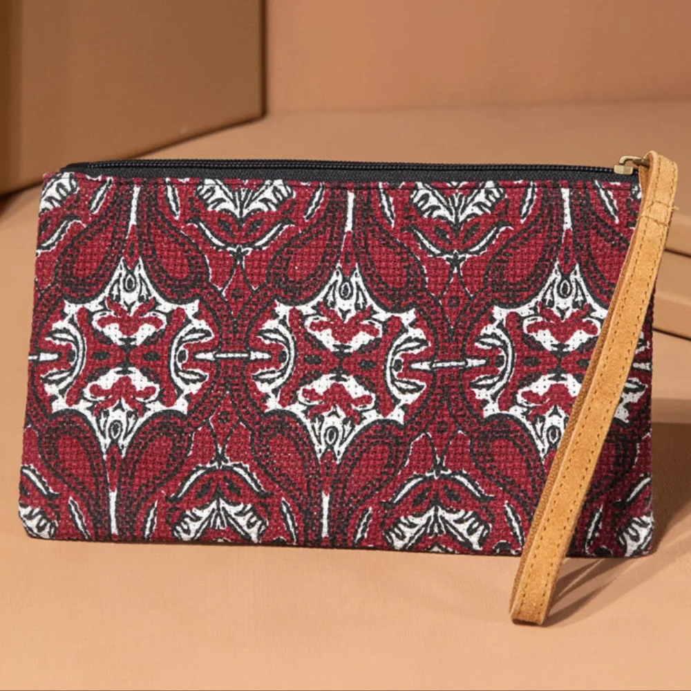 Handmade Hand Beaded & Sequined Wristlet Clutch - Unique Ethnic Inspired Pattern - Picture 3 of 6